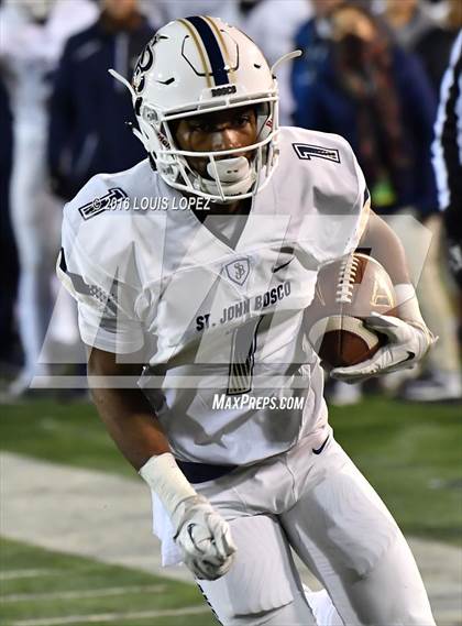 Thumbnail 1 in De La Salle vs. St. John Bosco (CIF State Open Division Final) photogallery.
