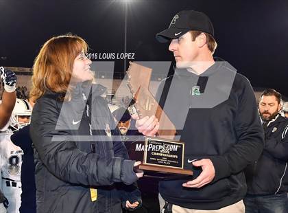 Thumbnail 2 in De La Salle vs. St. John Bosco (CIF State Open Division Final) photogallery.