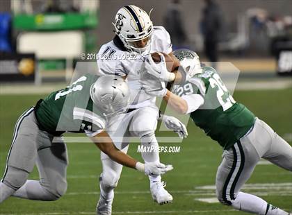 Thumbnail 1 in De La Salle vs. St. John Bosco (CIF State Open Division Final) photogallery.