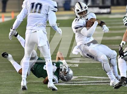 Thumbnail 3 in De La Salle vs. St. John Bosco (CIF State Open Division Final) photogallery.