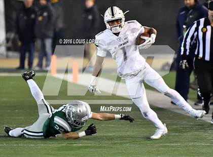 Thumbnail 2 in De La Salle vs. St. John Bosco (CIF State Open Division Final) photogallery.