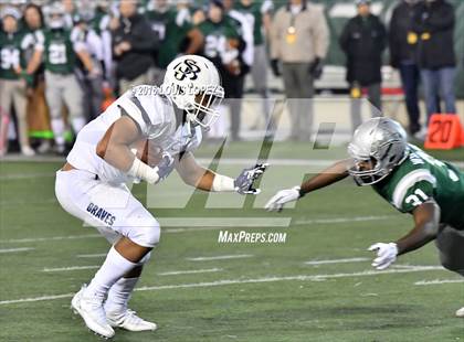 Thumbnail 1 in De La Salle vs. St. John Bosco (CIF State Open Division Final) photogallery.