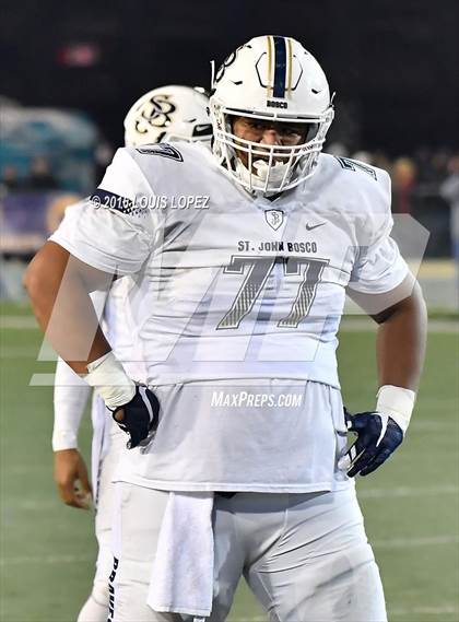 Thumbnail 1 in De La Salle vs. St. John Bosco (CIF State Open Division Final) photogallery.