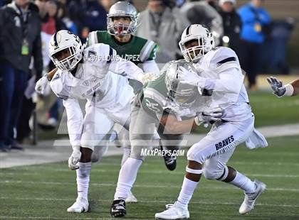 Thumbnail 1 in De La Salle vs. St. John Bosco (CIF State Open Division Final) photogallery.