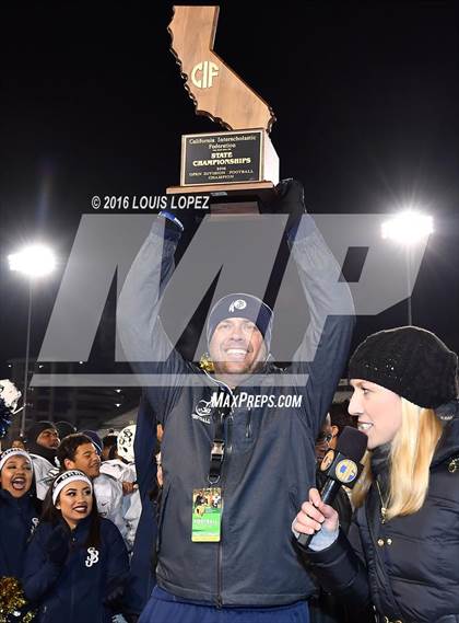 Thumbnail 1 in De La Salle vs. St. John Bosco (CIF State Open Division Final) photogallery.
