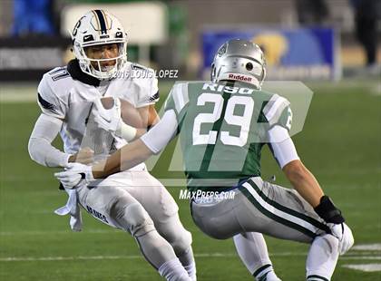 Thumbnail 1 in De La Salle vs. St. John Bosco (CIF State Open Division Final) photogallery.