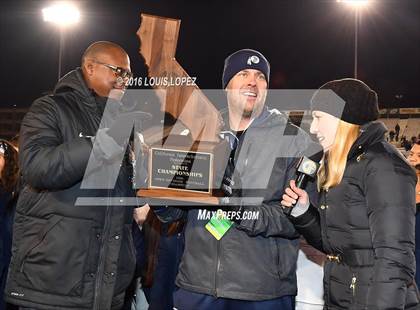 Thumbnail 2 in De La Salle vs. St. John Bosco (CIF State Open Division Final) photogallery.