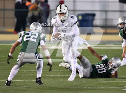 Thumbnail 2 in De La Salle vs. St. John Bosco (CIF State Open Division Final) photogallery.