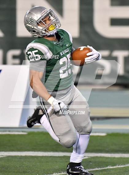 Thumbnail 2 in De La Salle vs. St. John Bosco (CIF State Open Division Final) photogallery.