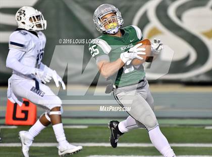 Thumbnail 2 in De La Salle vs. St. John Bosco (CIF State Open Division Final) photogallery.