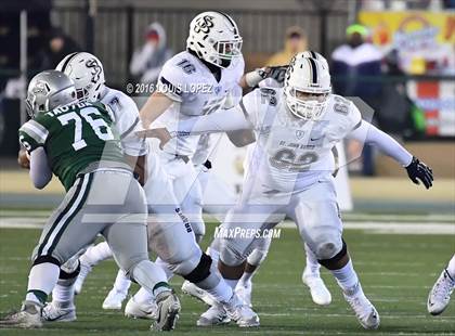 Thumbnail 3 in De La Salle vs. St. John Bosco (CIF State Open Division Final) photogallery.