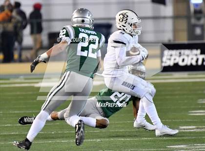 Thumbnail 2 in De La Salle vs. St. John Bosco (CIF State Open Division Final) photogallery.