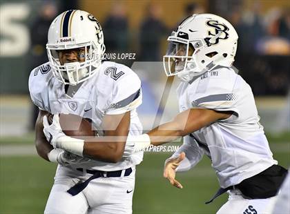 Thumbnail 3 in De La Salle vs. St. John Bosco (CIF State Open Division Final) photogallery.