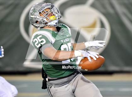Thumbnail 1 in De La Salle vs. St. John Bosco (CIF State Open Division Final) photogallery.