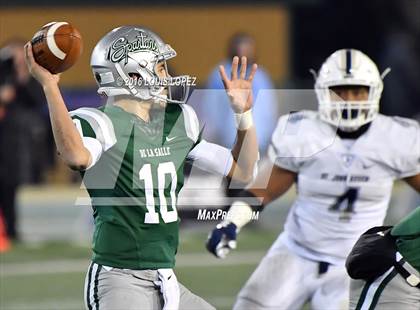 Thumbnail 3 in De La Salle vs. St. John Bosco (CIF State Open Division Final) photogallery.
