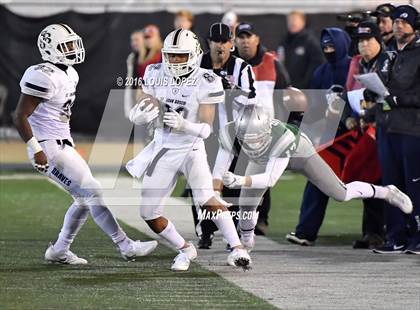 Thumbnail 1 in De La Salle vs. St. John Bosco (CIF State Open Division Final) photogallery.