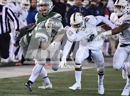 Thumbnail 3 in De La Salle vs. St. John Bosco (CIF State Open Division Final) photogallery.