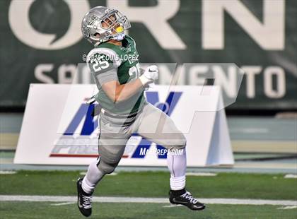 Thumbnail 3 in De La Salle vs. St. John Bosco (CIF State Open Division Final) photogallery.