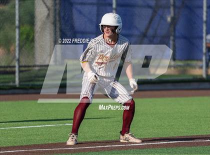 Thumbnail 2 in Collinsville vs. Petrolia (UIL 2A Area Playoff) photogallery.