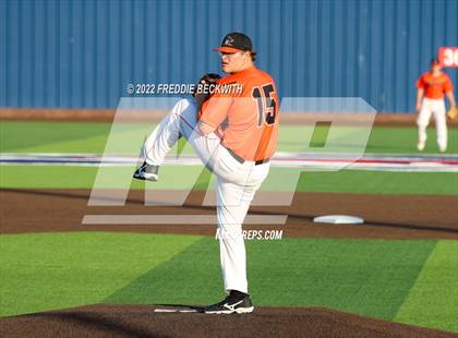 Thumbnail 1 in Collinsville vs. Petrolia (UIL 2A Area Playoff) photogallery.