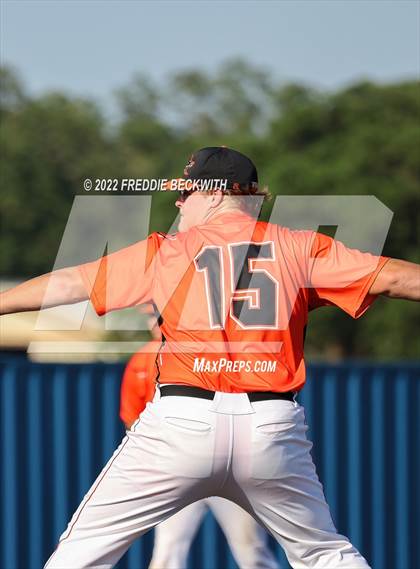 Thumbnail 2 in Collinsville vs. Petrolia (UIL 2A Area Playoff) photogallery.