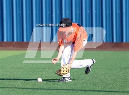 Thumbnail 3 in Collinsville vs. Petrolia (UIL 2A Area Playoff) photogallery.