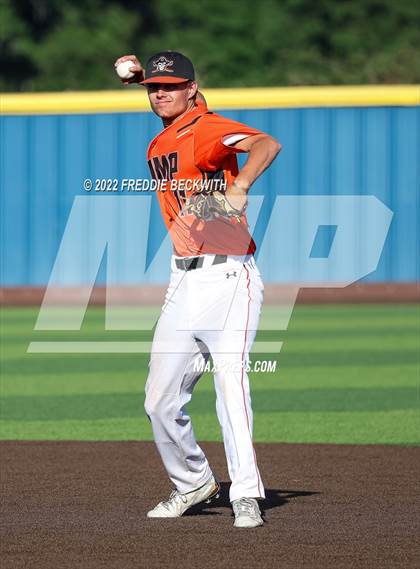 Thumbnail 3 in Collinsville vs. Petrolia (UIL 2A Area Playoff) photogallery.