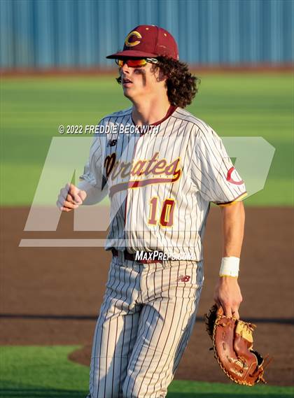 Thumbnail 3 in Collinsville vs. Petrolia (UIL 2A Area Playoff) photogallery.