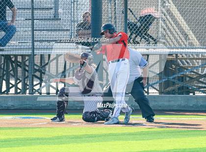 Thumbnail 2 in Collinsville vs. Petrolia (UIL 2A Area Playoff) photogallery.