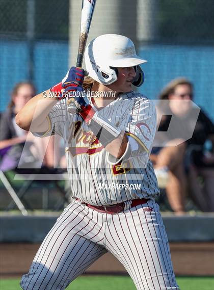 Thumbnail 3 in Collinsville vs. Petrolia (UIL 2A Area Playoff) photogallery.