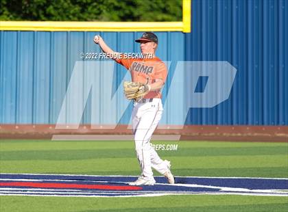 Thumbnail 3 in Collinsville vs. Petrolia (UIL 2A Area Playoff) photogallery.