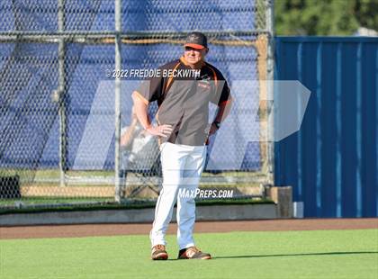Thumbnail 1 in Collinsville vs. Petrolia (UIL 2A Area Playoff) photogallery.