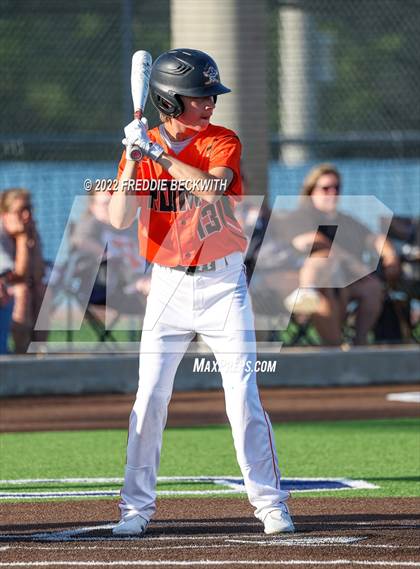 Thumbnail 1 in Collinsville vs. Petrolia (UIL 2A Area Playoff) photogallery.