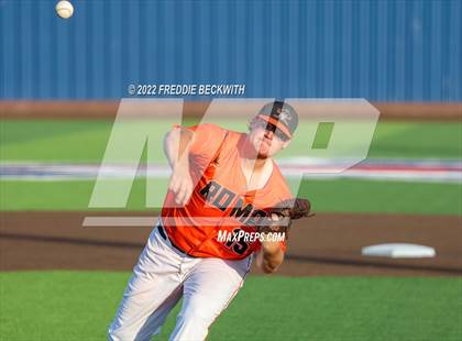 Thumbnail 1 in Collinsville vs. Petrolia (UIL 2A Area Playoff) photogallery.