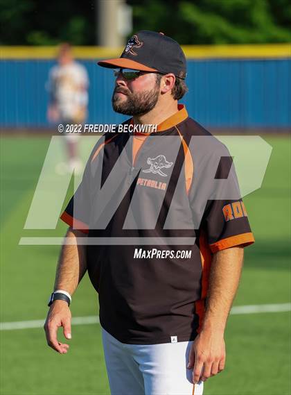 Thumbnail 2 in Collinsville vs. Petrolia (UIL 2A Area Playoff) photogallery.