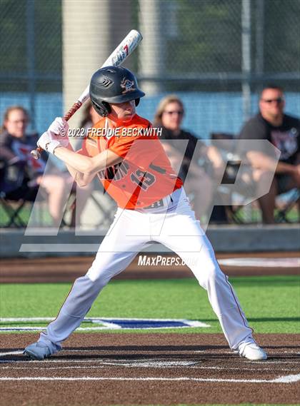 Thumbnail 2 in Collinsville vs. Petrolia (UIL 2A Area Playoff) photogallery.