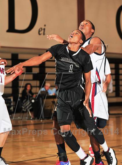 Thumbnail 1 in King vs. Maranatha (MaxPreps Holiday Classic) photogallery.