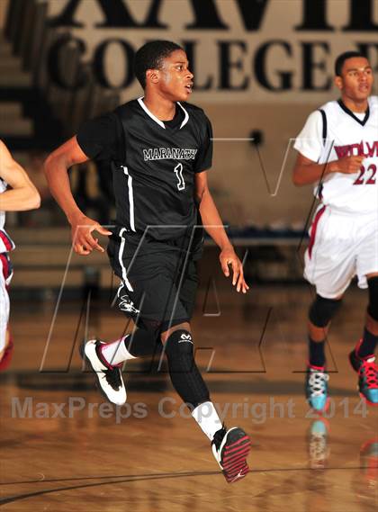 Thumbnail 2 in King vs. Maranatha (MaxPreps Holiday Classic) photogallery.