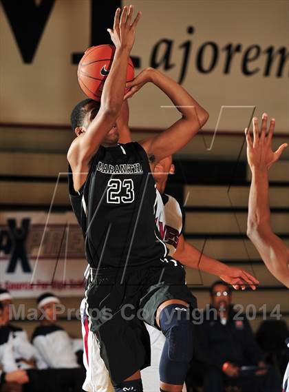Thumbnail 2 in King vs. Maranatha (MaxPreps Holiday Classic) photogallery.