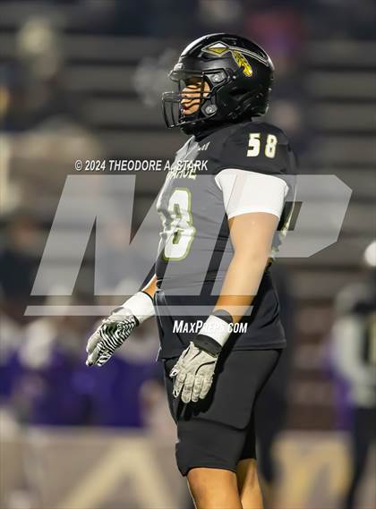 Thumbnail 3 in Douglas County vs. Arapahoe (CHSAA 5A 1st Round) photogallery.