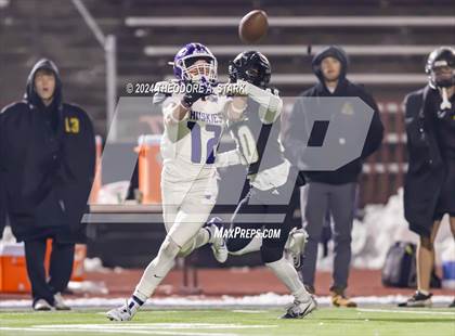 Thumbnail 2 in Douglas County vs. Arapahoe (CHSAA 5A 1st Round) photogallery.