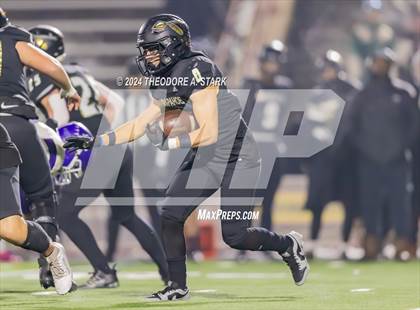Thumbnail 2 in Douglas County vs. Arapahoe (CHSAA 5A 1st Round) photogallery.