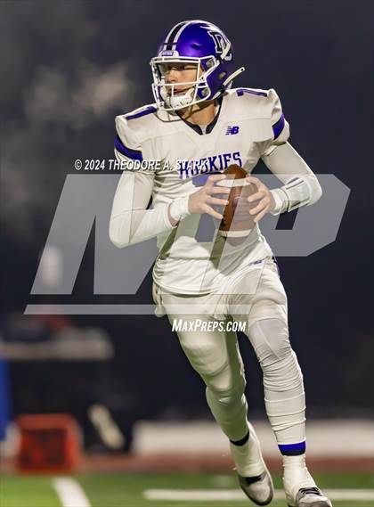 Thumbnail 1 in Douglas County vs. Arapahoe (CHSAA 5A 1st Round) photogallery.