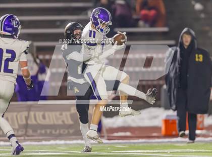 Thumbnail 3 in Douglas County vs. Arapahoe (CHSAA 5A 1st Round) photogallery.
