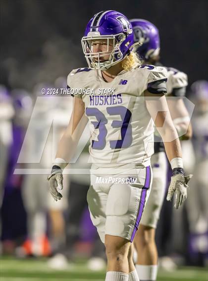 Thumbnail 3 in Douglas County vs. Arapahoe (CHSAA 5A 1st Round) photogallery.