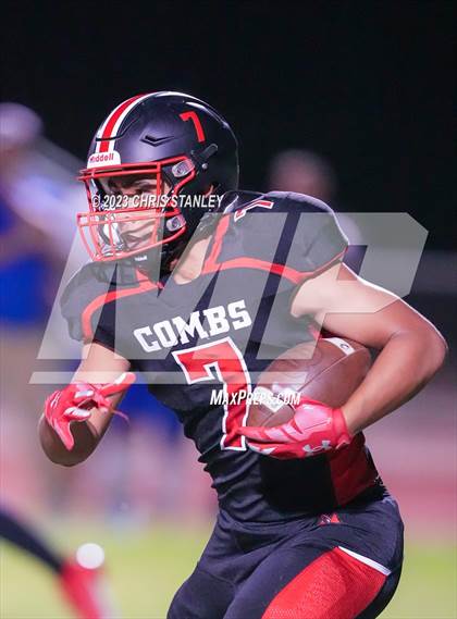 Thumbnail 3 in Prescott @ Combs photogallery.