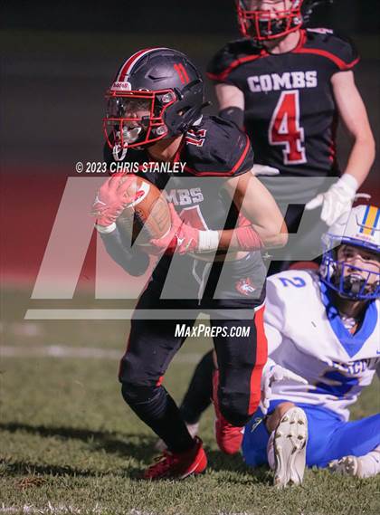 Thumbnail 3 in Prescott @ Combs photogallery.
