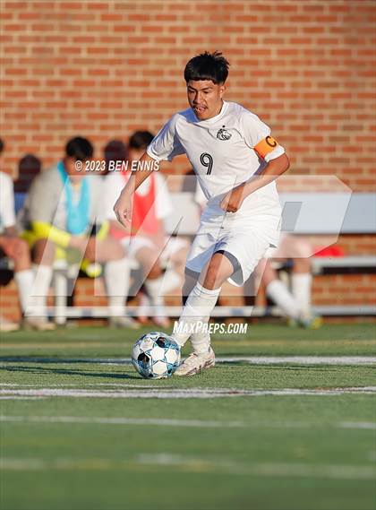 Thumbnail 3 in Coahulla Creek vs Oconee County (GHSA 3A Championship)  photogallery.
