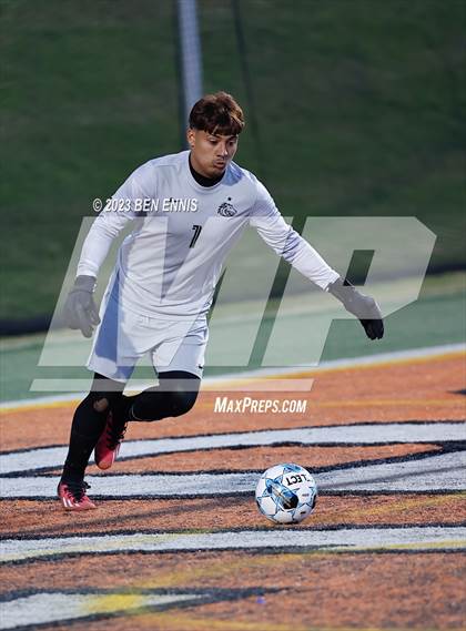 Thumbnail 2 in Coahulla Creek vs Oconee County (GHSA 3A Championship)  photogallery.
