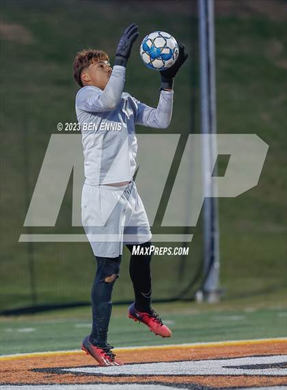 Thumbnail 2 in Coahulla Creek vs Oconee County (GHSA 3A Championship)  photogallery.
